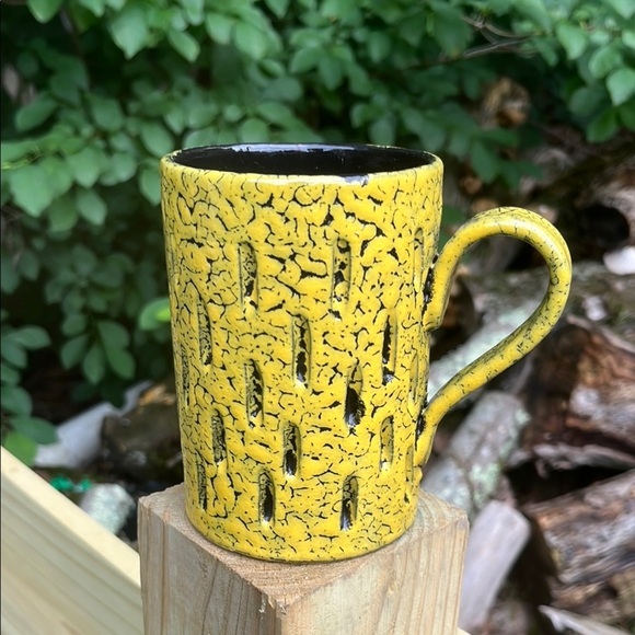 Bitossi Other - Rare 1960s Bitossi Black and Yellow Textured Crackle Like Glaze *Decorative* Mug